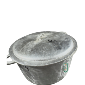 Cast aluminium sufuria size 5 top view with lid closed showing cast handle and oval body, Juakali Kenya